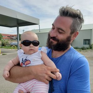 Meet your Posher, Jaron